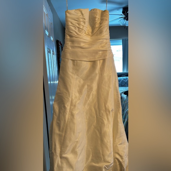 Maggie wedding dress size 10 for sale - Picture 2 of 4